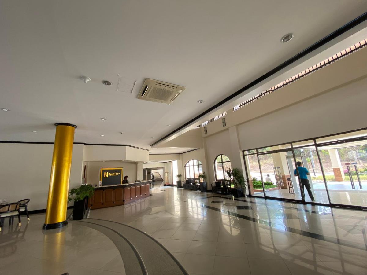 Plaza Del Norte Hotel And Convention Center Laoag Buitenkant foto