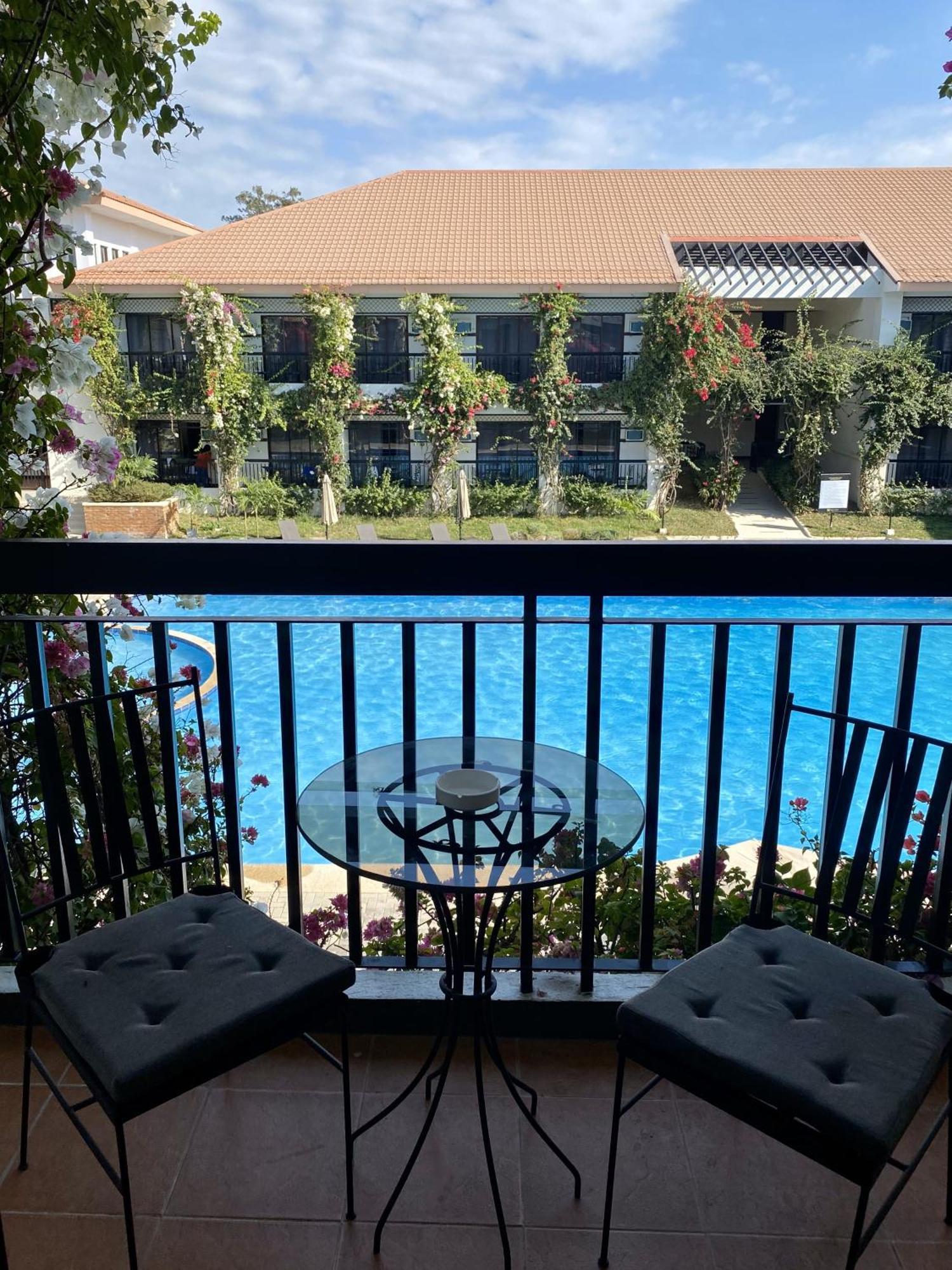 Plaza Del Norte Hotel And Convention Center Laoag Buitenkant foto